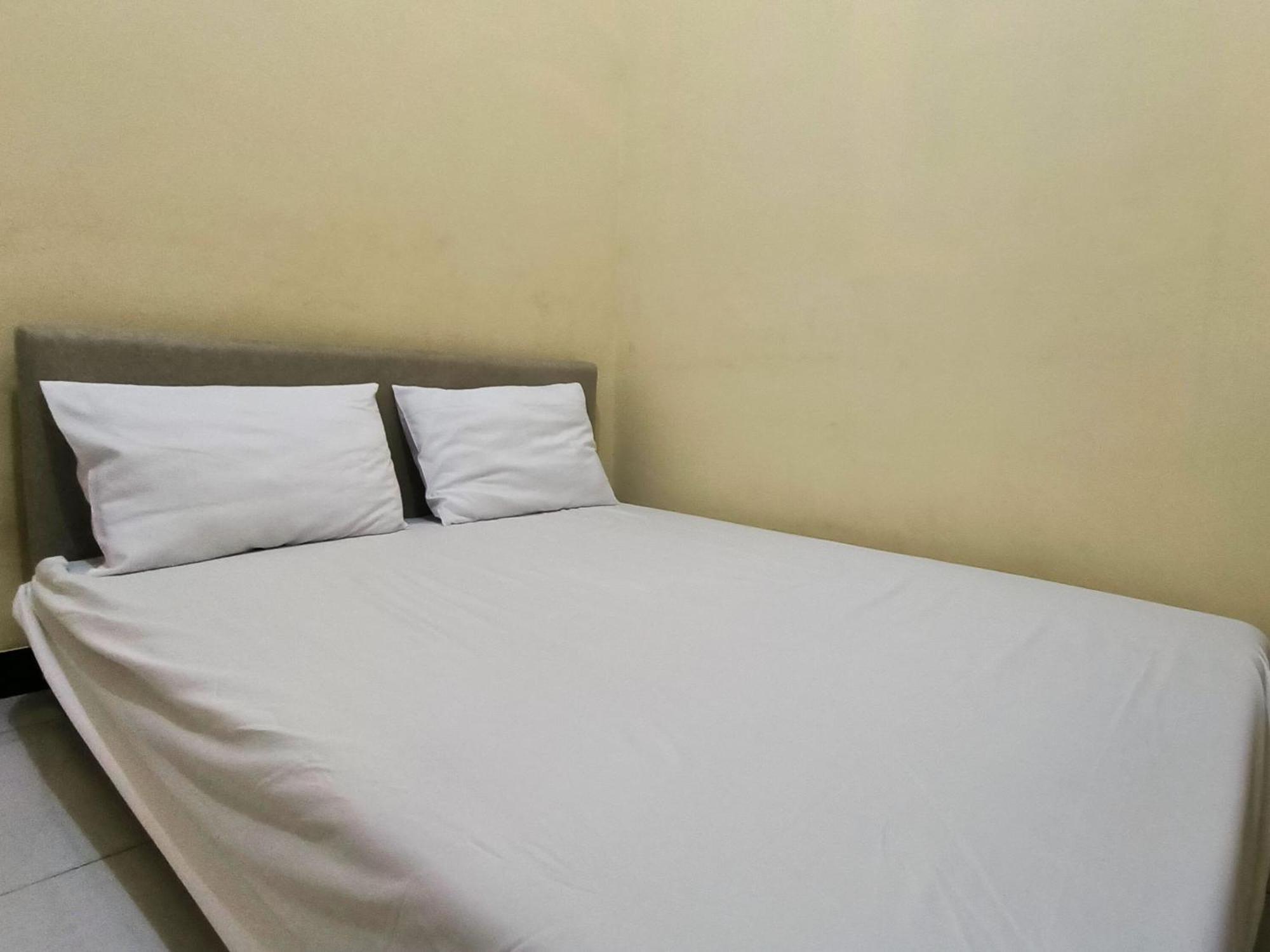 Nn Guesthouse Solo Esterno foto