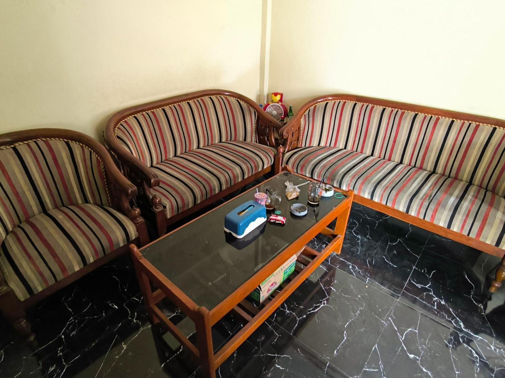 Nn Guesthouse Solo Esterno foto